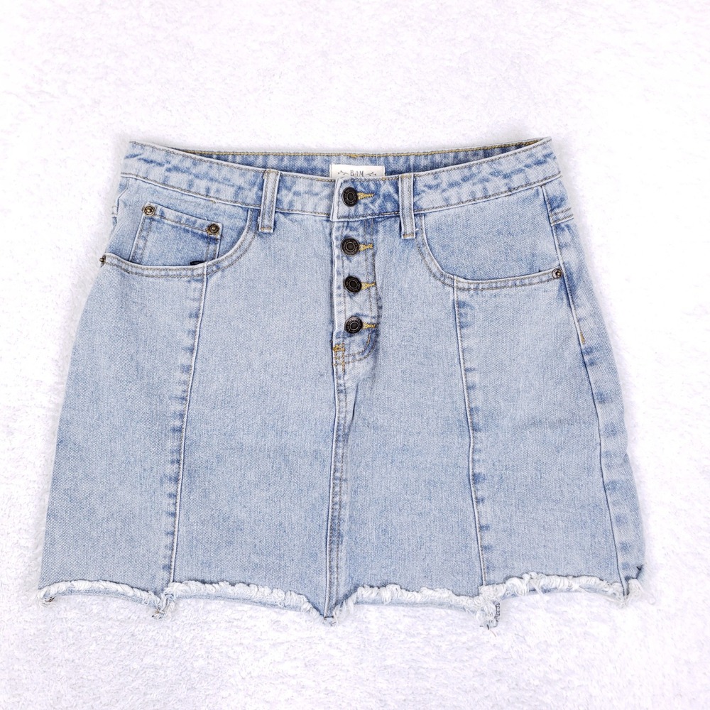 BAM Denim Mini Skirt Womens Size M Light Wash Button Fly Frayed‎ Raw Hem Y2K